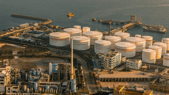 Strategic Responses to Global Energy Market Instability Amidst Gulf Conflict